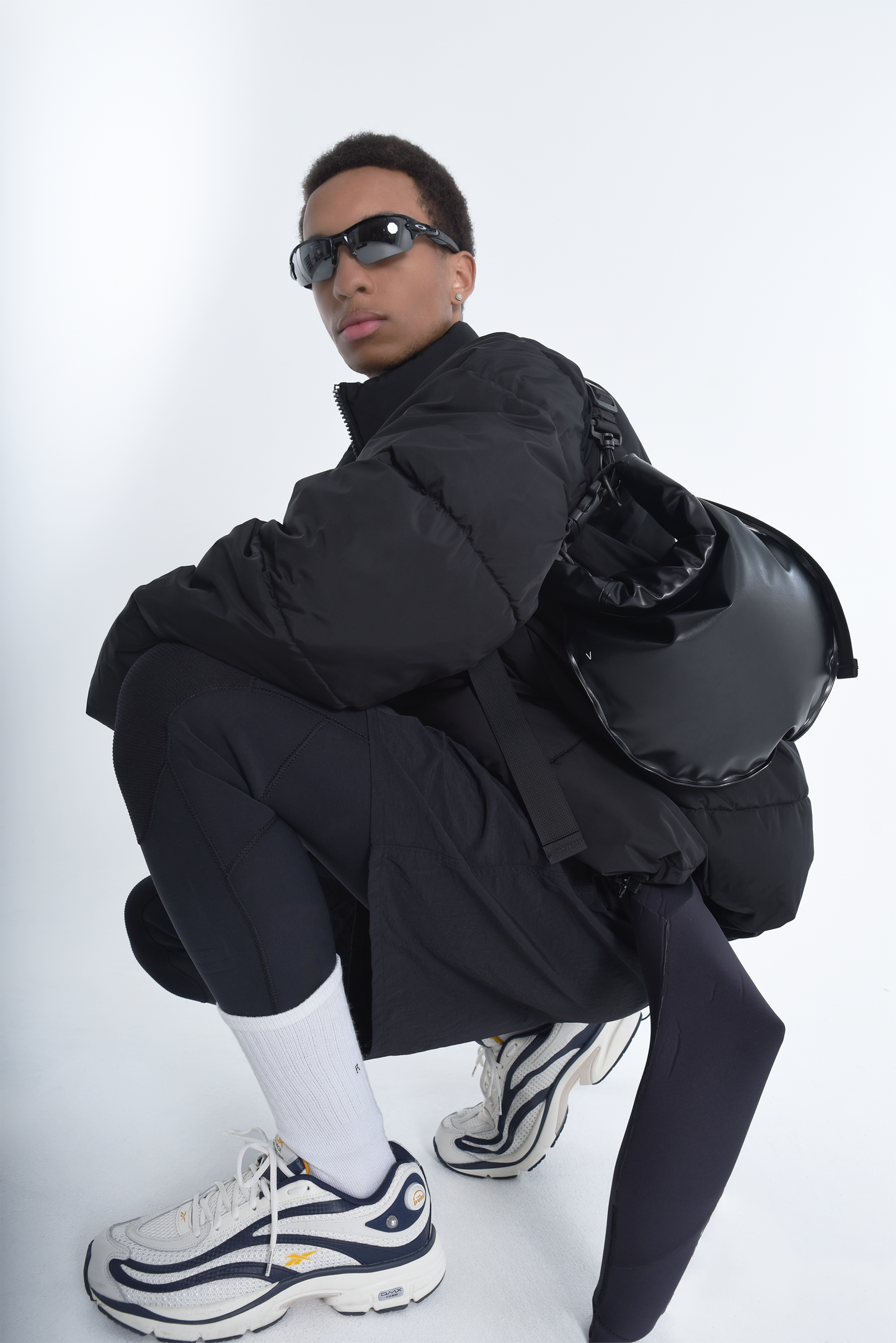SHOULDER BAG BLACK