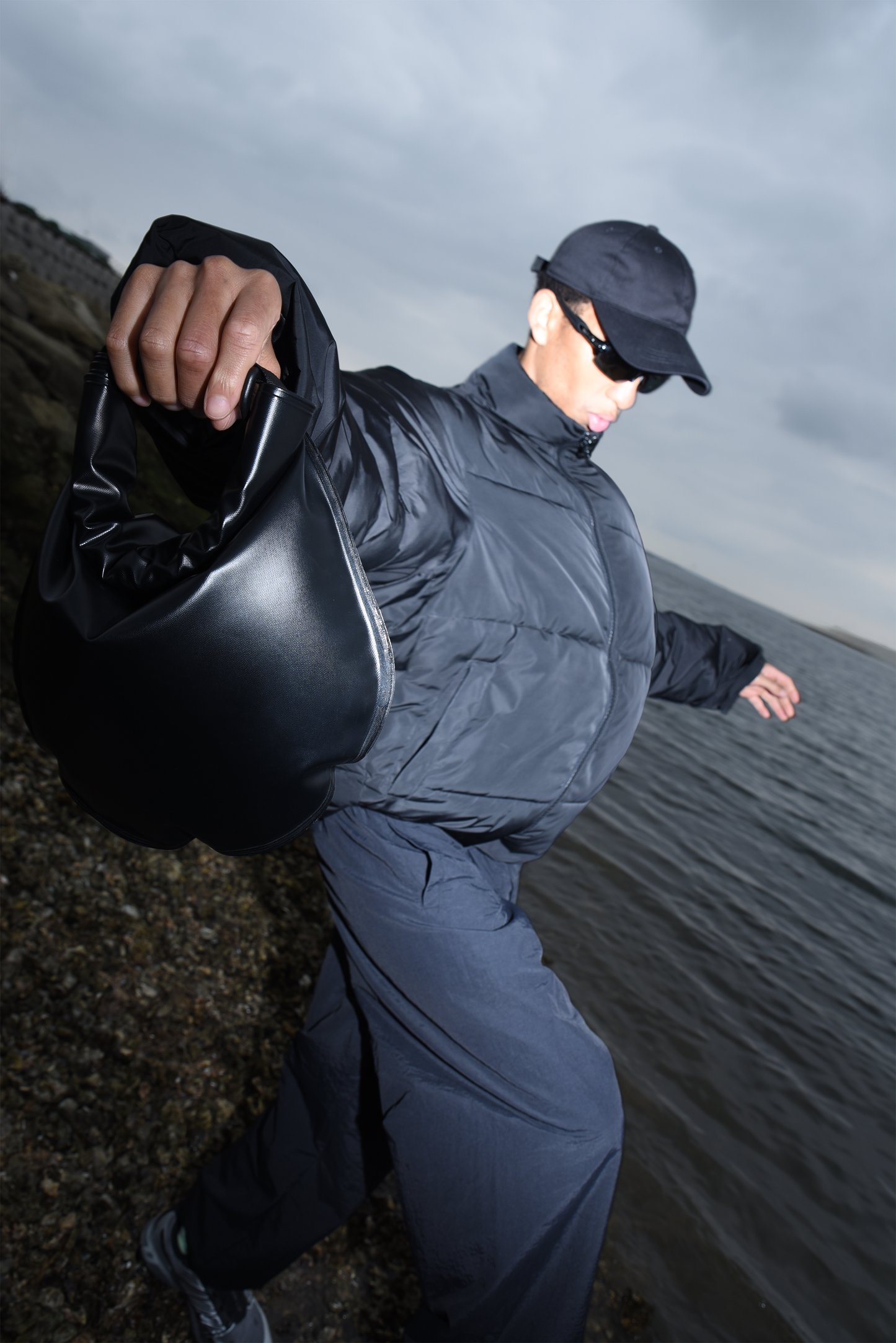 TRACK PANTS BLACK ( STUDY 8.01 : kvr logo)