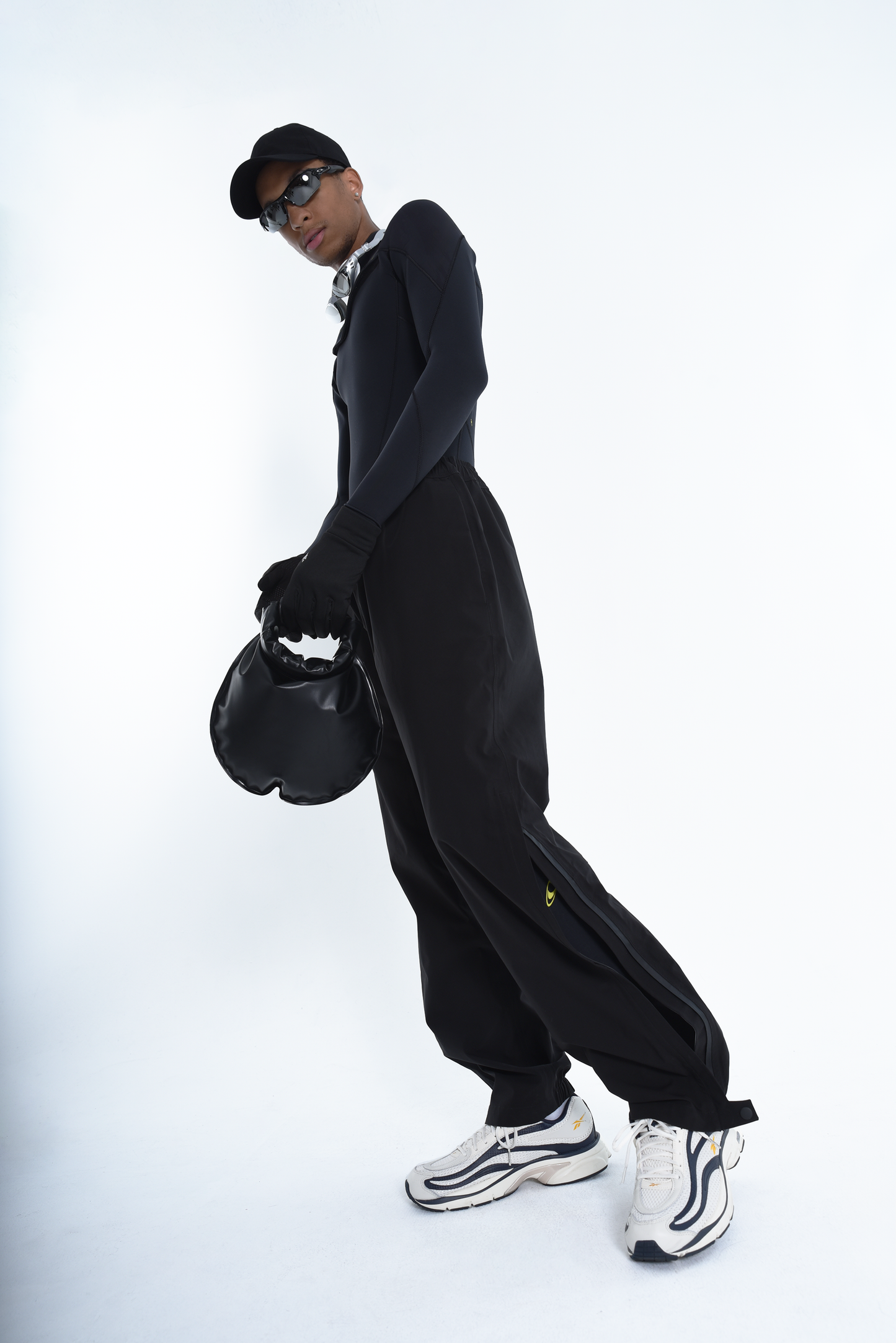 SHELL PANTS ( STUDY + 3LAYER LARGE ZIPPER) - WATERPROOF