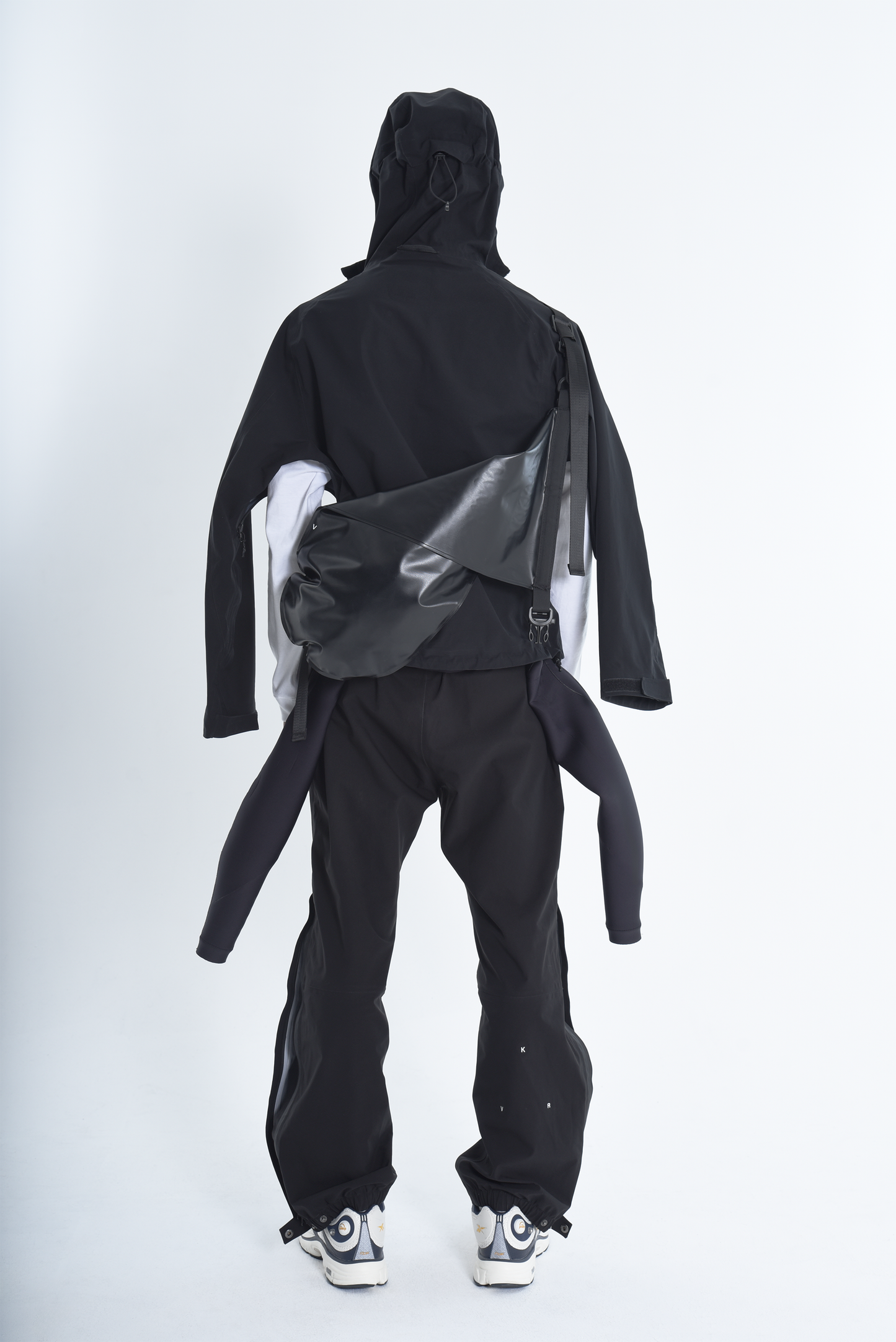 SHELL PANTS ( STUDY + 3LAYER LARGE ZIPPER) - WATERPROOF