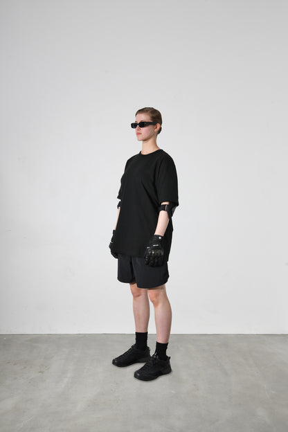 SHORTS BLACK ( STUDY 5.41 : MULTIPLE OVERLAPPED EMBROIDERY) Black embroidery/ White embroidery